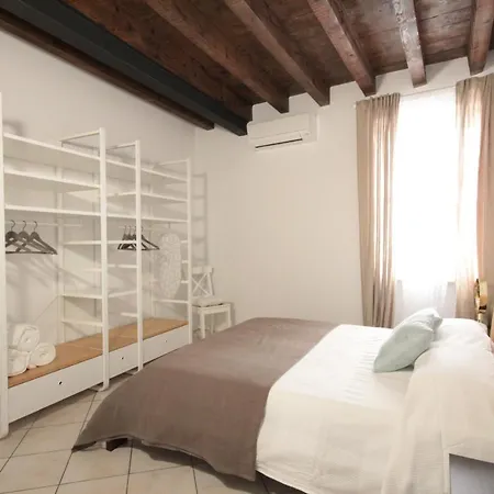 Interno 4 - Cozy New Flat Apartment Desenzano del Garda